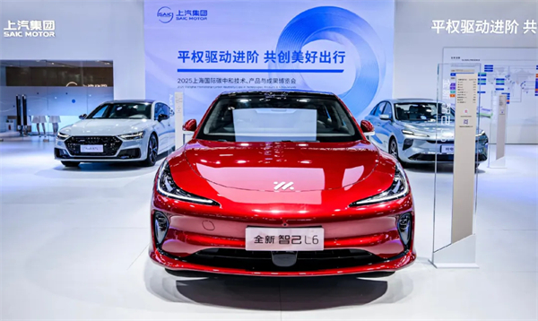 诸神乱战下，上汽以厚度重塑"老大"担当