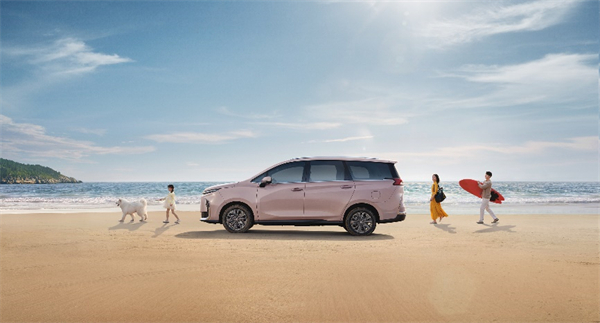 全球唯一10万级混动MPV——上汽大通 G50 混动上市，售价13.98万起
